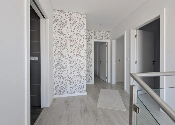 בית נופש Casa Do Guilhim נאזרה